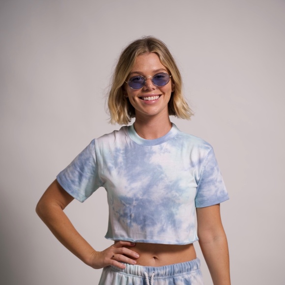 Women's Tie Dye Round Neck Short Sleeve Crop T-Shirt Top - Picture 2 of 3